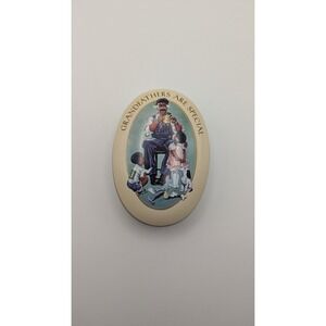 Vintage 1983 Avon Grandfathers Are Special Collectible Soap Tin Made in England